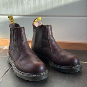 Dr. Martens Steel Toe Chelsea boot (EU 39)